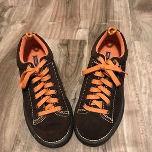 American Eagle shoes 9